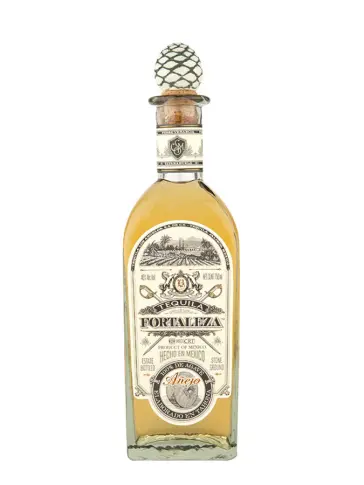 FORTALEZA Añejo - main image