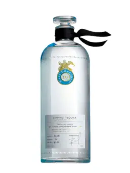 CASA DRAGONES Tequila Joven - secondary image - Tequila ultra premium