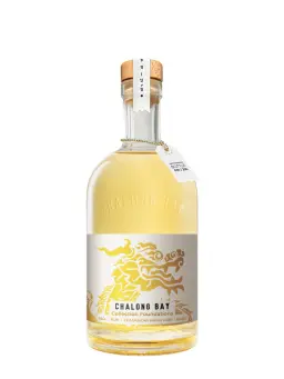 CHALONG BAY Lunar Series Single Cask Ex-Jamaïcain Foundations - secondary image - Pure Cane Juice Rum